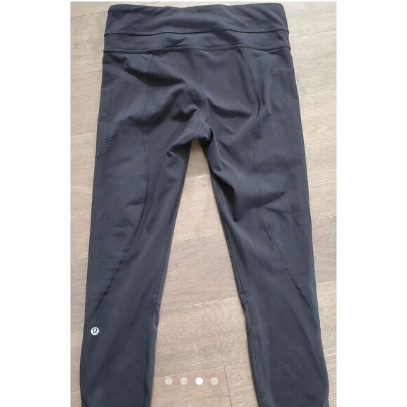 Lululemon Inspire Tight II Black size 2/4 waist is 24 inches - Picture 1 of 3
